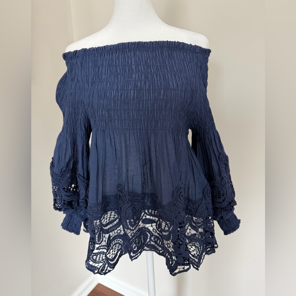 NWT Venti6 Navy Smocked Off Shoulder Top -S